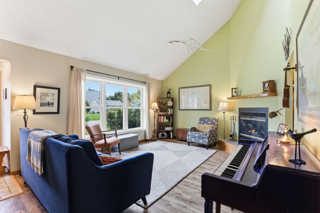 1401 88th Avenue N, Brooklyn Park, MN 55444