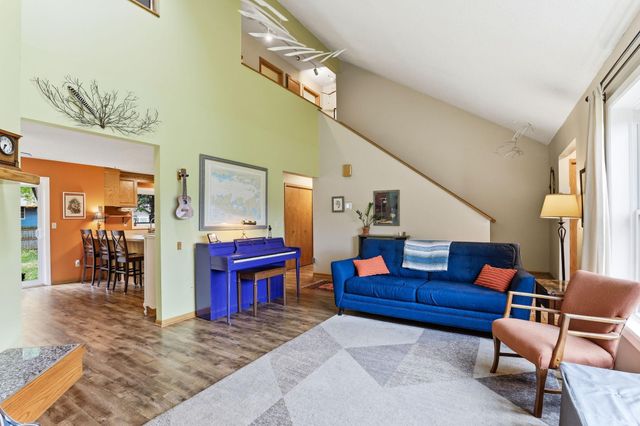 1401 88th Avenue N, Brooklyn Park, MN 55444