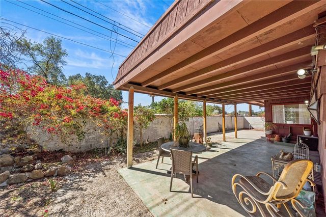 579 E 40th, San Bernardino, CA 92404
