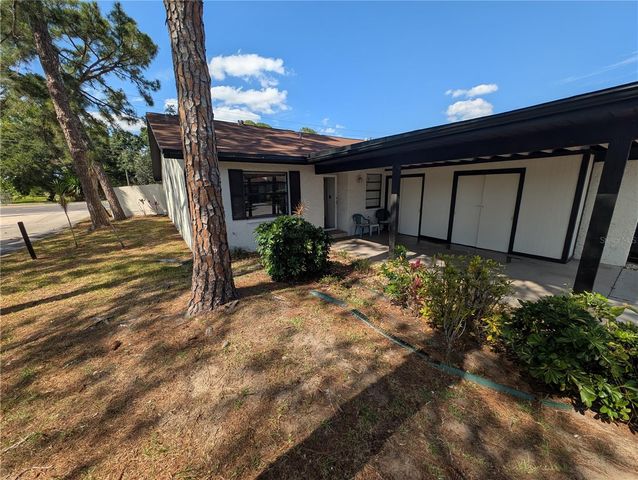 2042 SUNSET GROVE LANE, Clearwater, FL 33765