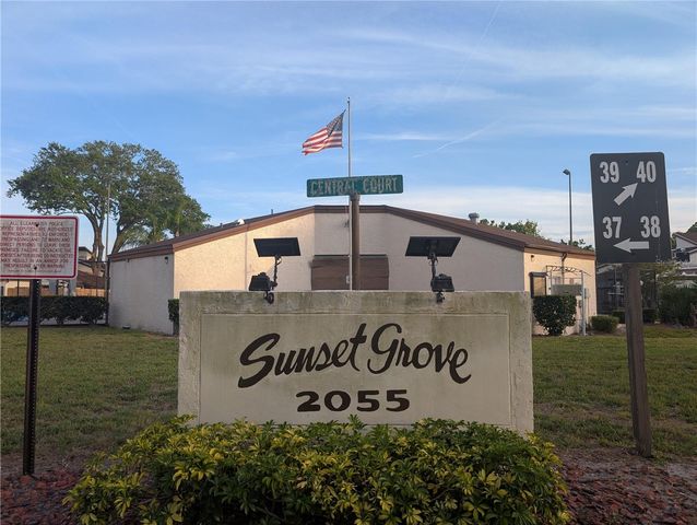2042 SUNSET GROVE LANE, Clearwater, FL 33765