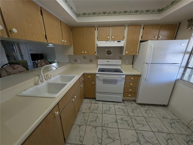 2042 SUNSET GROVE LANE, Clearwater, FL 33765