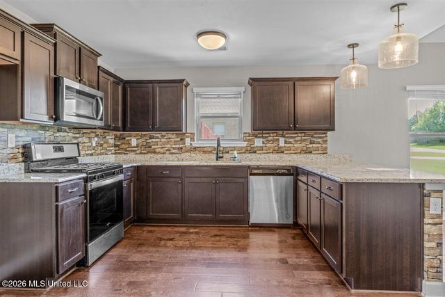 2500 Shelburne Lane, Southaven, MS 38672