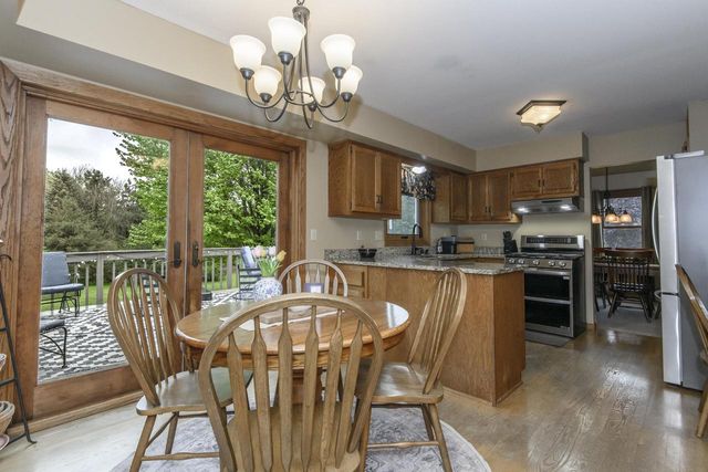 S67W32989 Road X, Mukwonago, WI 53149
