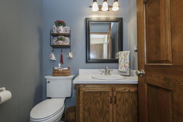 S67W32989 Road X, Mukwonago, WI 53149