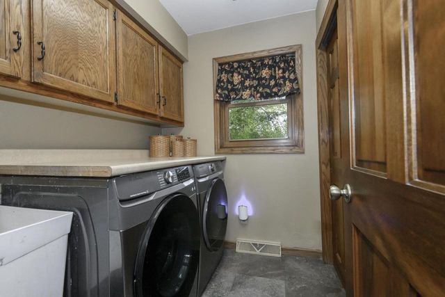 S67W32989 Road X, Mukwonago, WI 53149