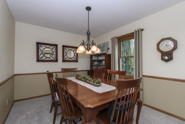 S67W32989 Road X, Mukwonago, WI 53149