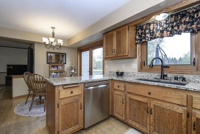 S67W32989 Road X, Mukwonago, WI 53149