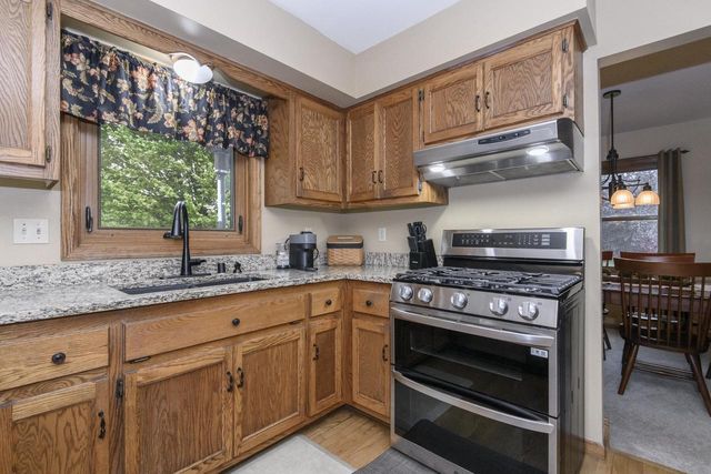 S67W32989 Road X, Mukwonago, WI 53149