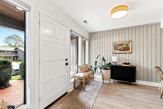 907 Oak Tree Drive, Chapel Hill, NC 27517