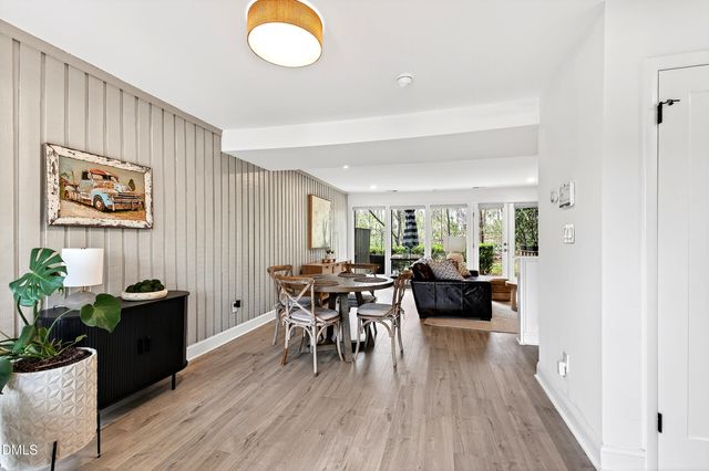 907 Oak Tree Drive, Chapel Hill, NC 27517