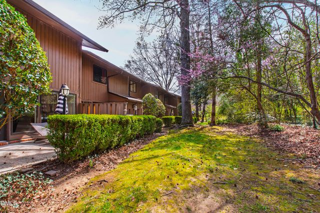 907 Oak Tree Drive, Chapel Hill, NC 27517