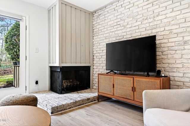 907 Oak Tree Drive, Chapel Hill, NC 27517