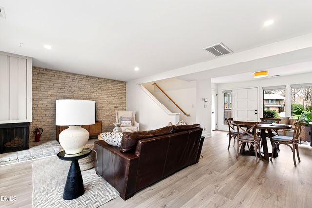 907 Oak Tree Drive, Chapel Hill, NC 27517