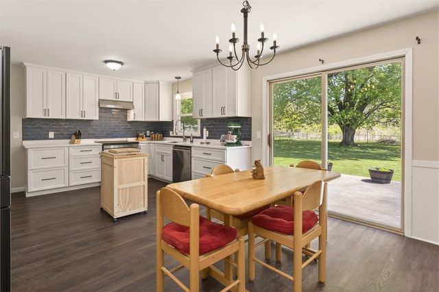 11 Drumlin Drive, Macedon, NY 14502