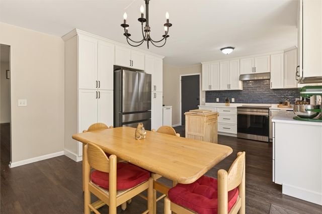 11 Drumlin Drive, Macedon, NY 14502