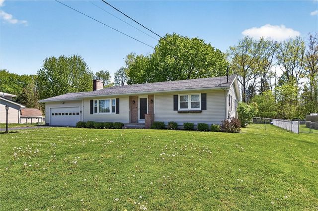 11 Drumlin Drive, Macedon, NY 14502