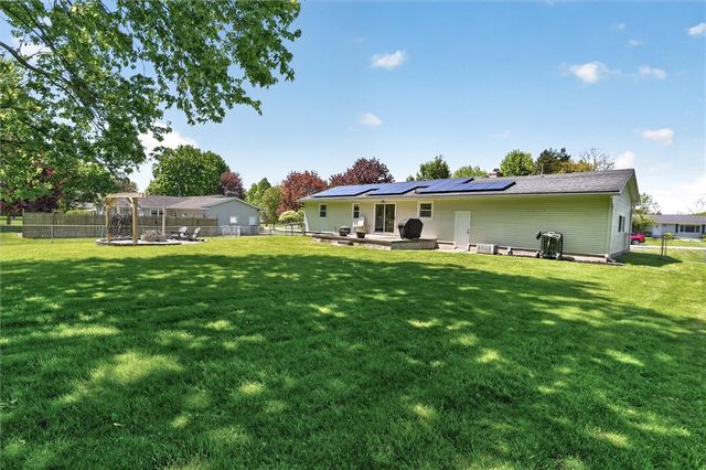11 Drumlin Drive, Macedon, NY 14502