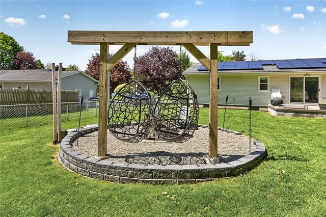 11 Drumlin Drive, Macedon, NY 14502