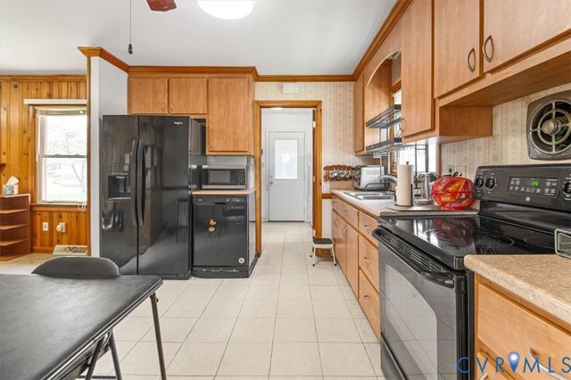 9147 Brampton Dr, Mechanicsville, VA 23116
