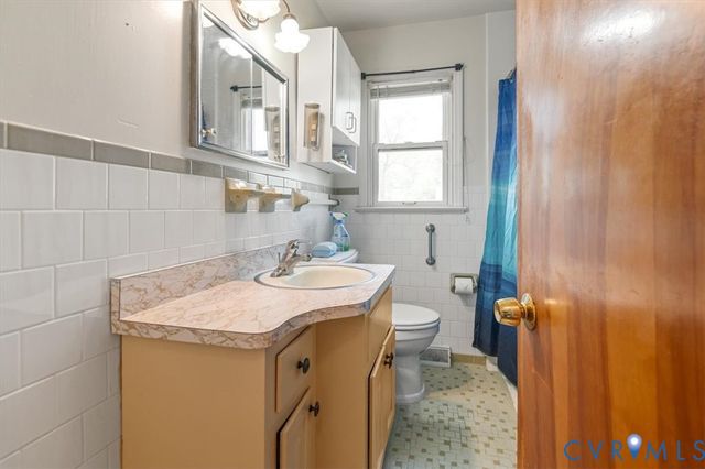9147 Brampton Dr, Mechanicsville, VA 23116
