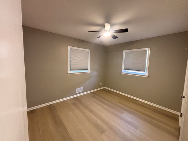 8204 Austin Avenue, Burbank, IL 60459