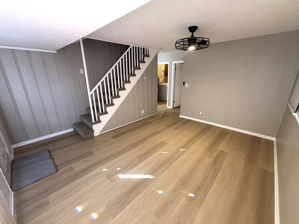 8204 Austin Avenue, Burbank, IL 60459 — photo 3