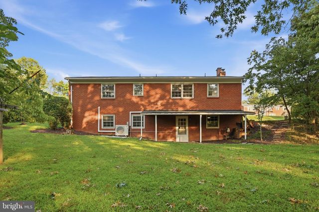 8414 IMPALLA DR, Manassas, VA 20110