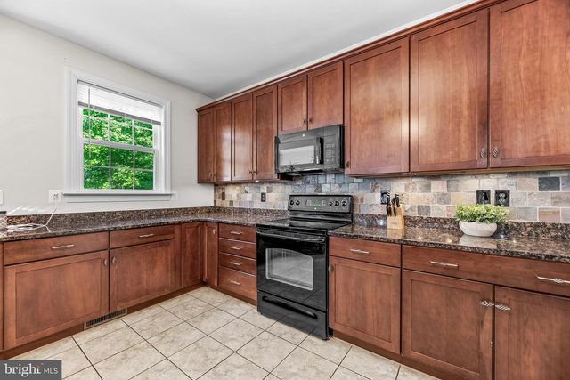 2771 QUEENSBERRY DR, Huntingtown, MD 20639