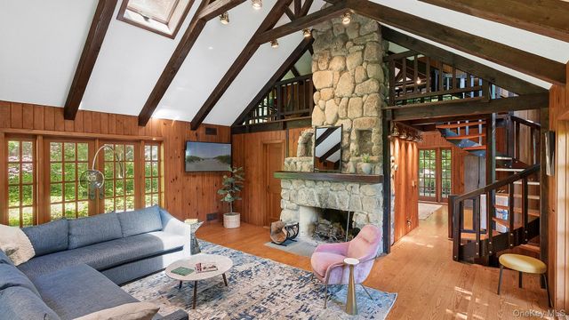 678 Golf Ridge Road, Carmel, NY 10512