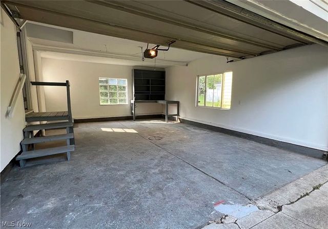 1014 Newton Street, Tallmadge, OH 44278