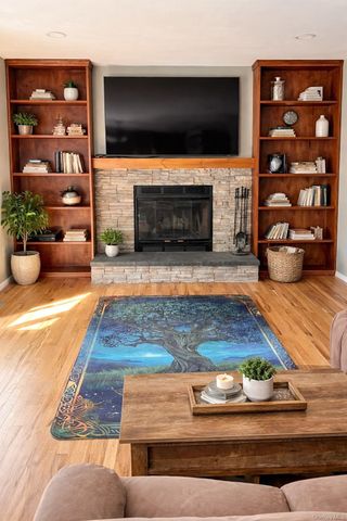 136 Elizabeth Way, Ridge, NY 11961