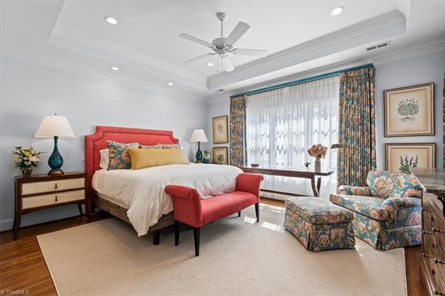 6 Blakeney Place, Greensboro, NC 27408