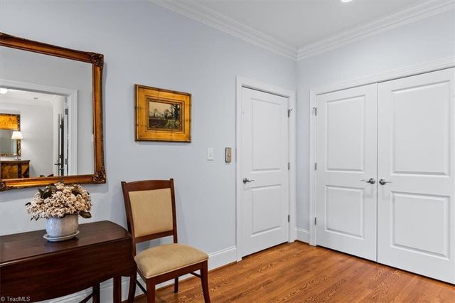 6 Blakeney Place, Greensboro, NC 27408