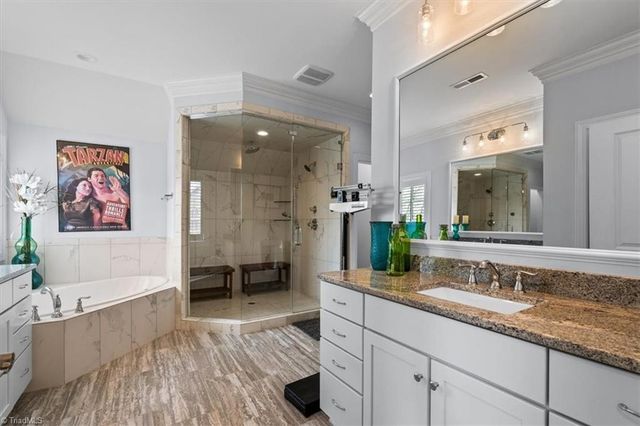 6 Blakeney Place, Greensboro, NC 27408