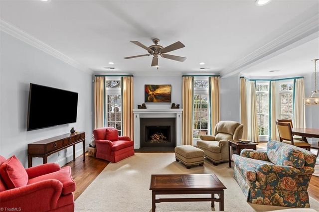 6 Blakeney Place, Greensboro, NC 27408
