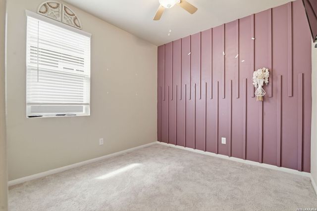 4010 FALLOW XING, St Hedwig, TX 78152
