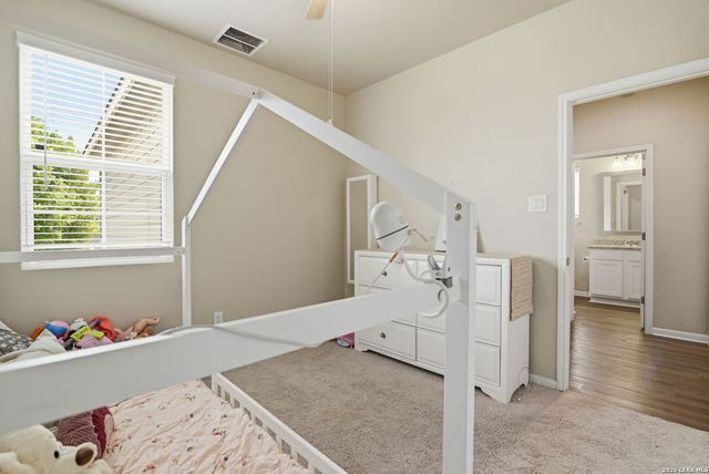 4010 FALLOW XING, St Hedwig, TX 78152