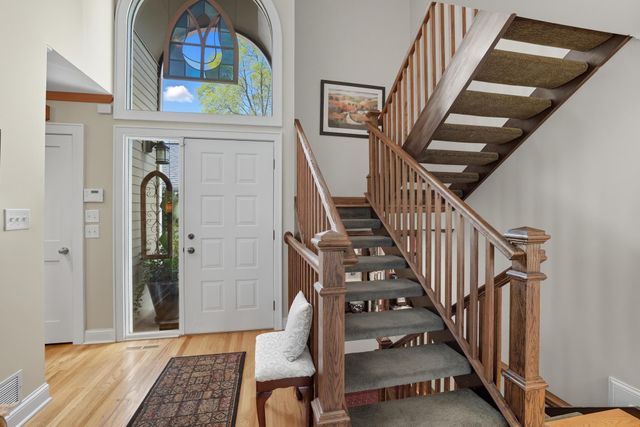 1115 Edgcumbe Road, Saint Paul, MN 55105