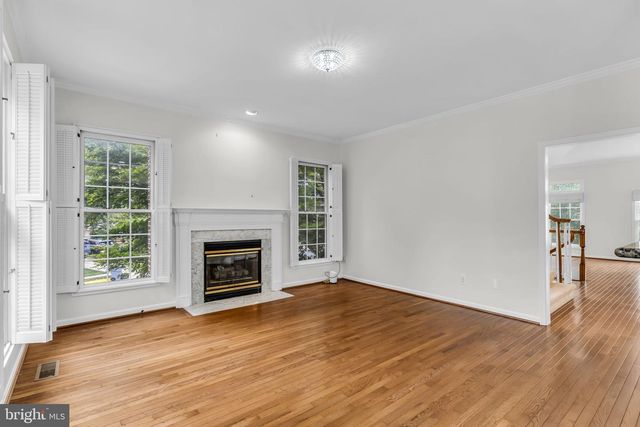 6618 FROST LAKE LN, Alexandria, VA 22315
