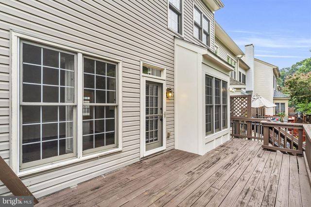 6618 FROST LAKE LN, Alexandria, VA 22315