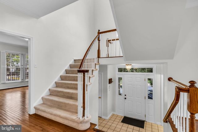 6618 FROST LAKE LN, Alexandria, VA 22315