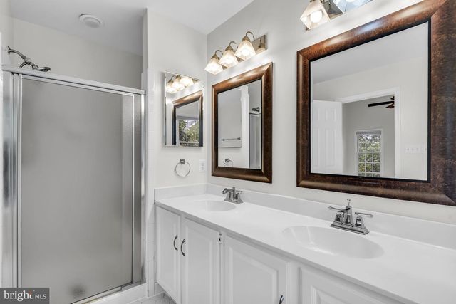 6618 FROST LAKE LN, Alexandria, VA 22315