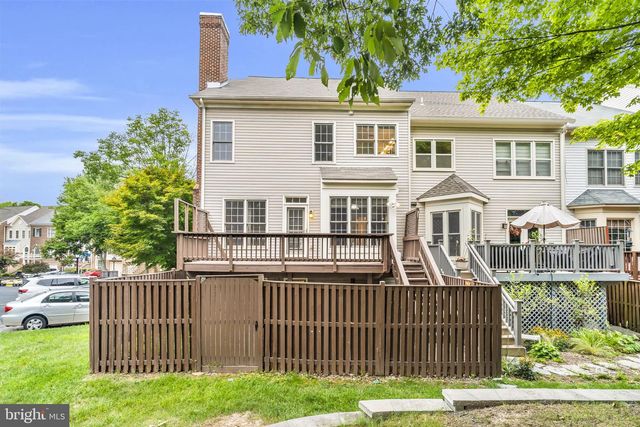 6618 FROST LAKE LN, Alexandria, VA 22315