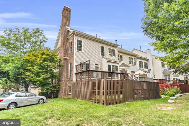 6618 FROST LAKE LN, Alexandria, VA 22315