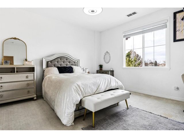 9073 Hunters Way, Highlands Ranch, CO 80129