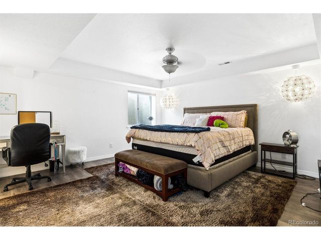 9073 Hunters Way, Highlands Ranch, CO 80129