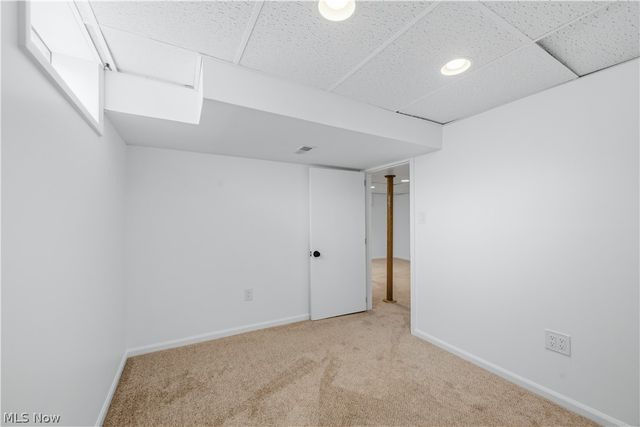 2798 Randolph Street NW, Warren, OH 44485