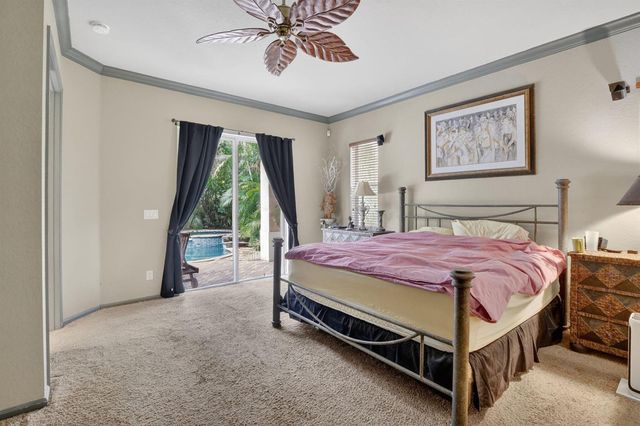 8106 N Savannah Circle, Davie, FL 33328