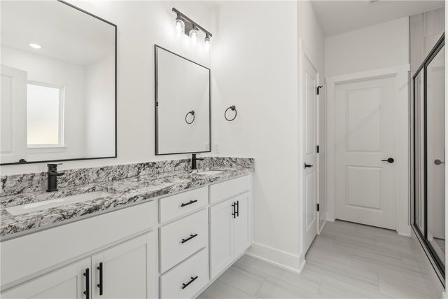 81 W Pitts Street, Farmington, AR 72730